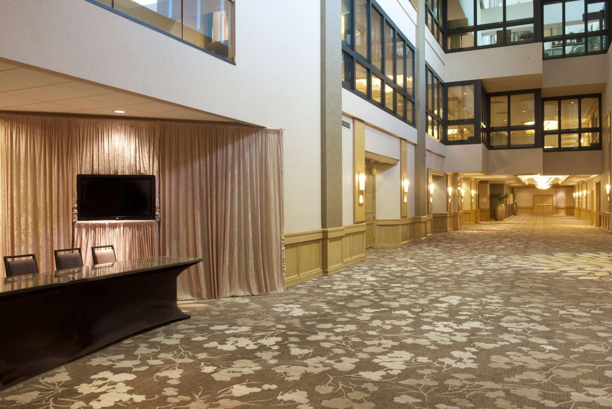 Hilton Orange County/Costa Mesa Hotell Eksteriør bilde